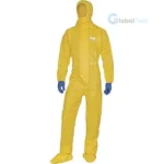 Combinaison de protection jetable antistatique DT300 DELTACHEM de Delta Plus, de type 3-B, en tissu non tissé Deltachem®, offrant une protection efficace contre les projections de liquides chimiques et les particules solides. Conçue pour un usage unique, elle est équipée d'une capuche fixe, d'une fermeture à glissière sous double rabat et de passe-pouces élastiqués pour un maintien optimal des gants. Disponible en jaune, elle est conforme aux normes EN 14605, EN ISO 13982-1, EN 13034, EN 14126, EN 1149-5 et EN 1073-2.